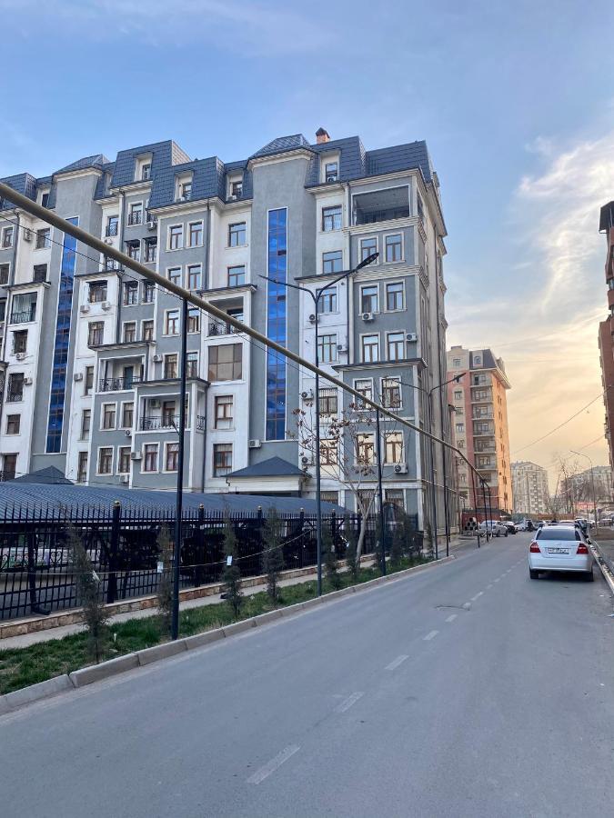 Spacious Apartment In New Building, Near The City Center And Airport Tashkent Luaran gambar